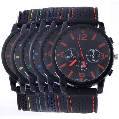 Montre concept de voiture de sport à trois yeux pour homme Montre tendance pour homme Vente en gros