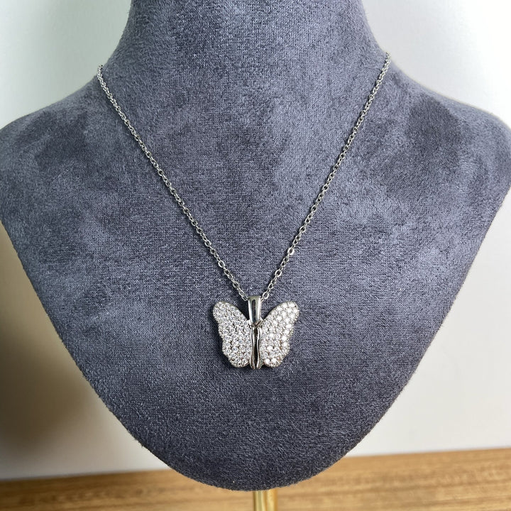 Collier papillon à la mode avec pendentif pour femme, chaîne de clavicule en acier titane