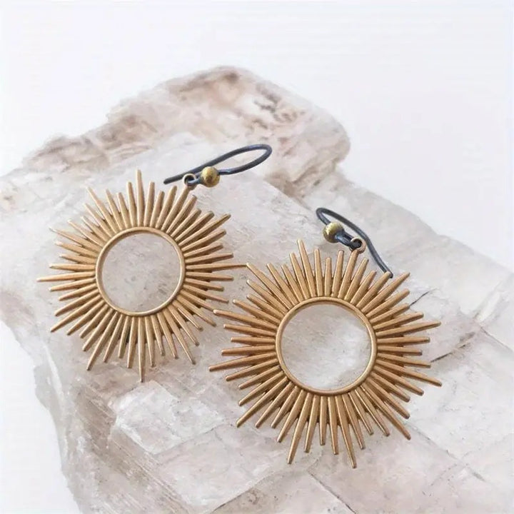 Boucles d'oreilles bohèmes vintage en métal creux vieilli