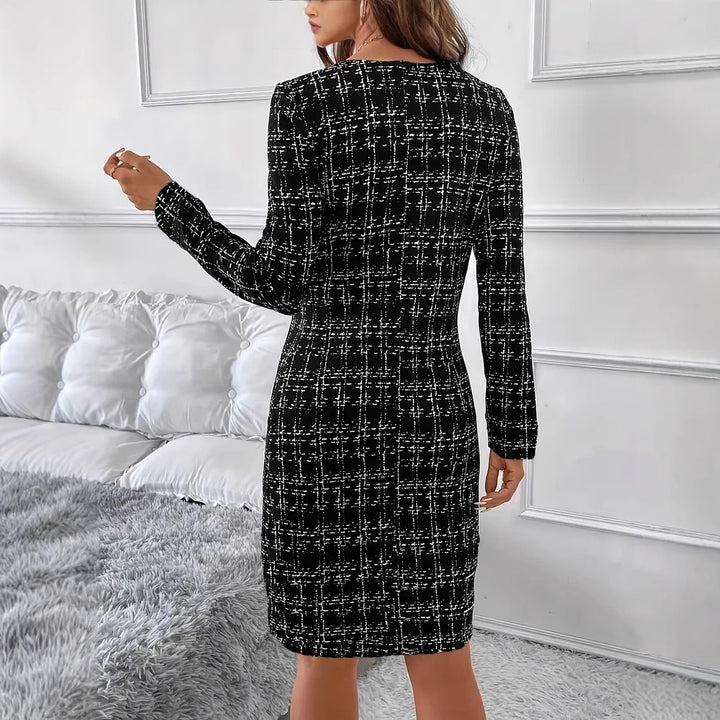 Elegant Plaid Crew Neck Women's Long Sleeve Knitted Dress