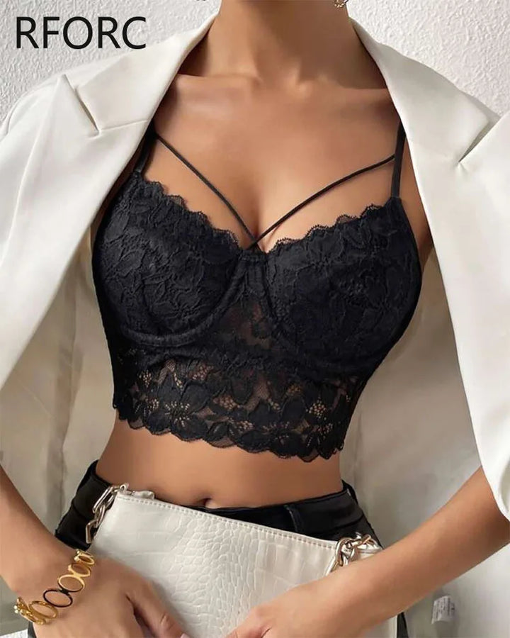 Haut court noir uni sans manches à bretelles spaghetti en dentelle patchwork pour femme