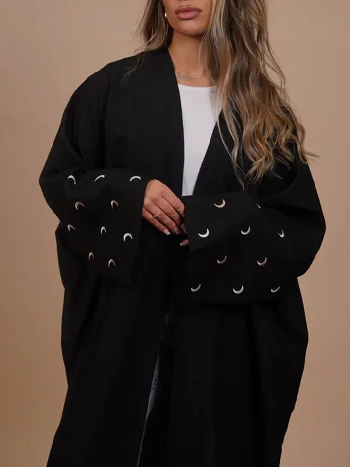 Abaya brodée avec lune chaude