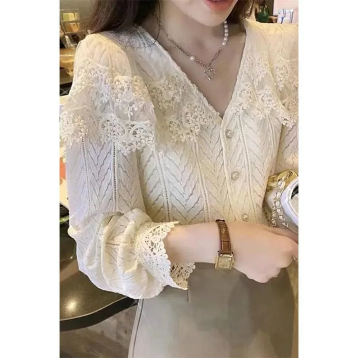 Chemise boutonnée en mousseline de soie de style rétro français pour femmes, haut chic et élégant en dentelle florale, haut moelleux à manches longues, chemisier creux