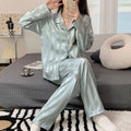 Ensembles de pyjama pour femmes en satin de soie