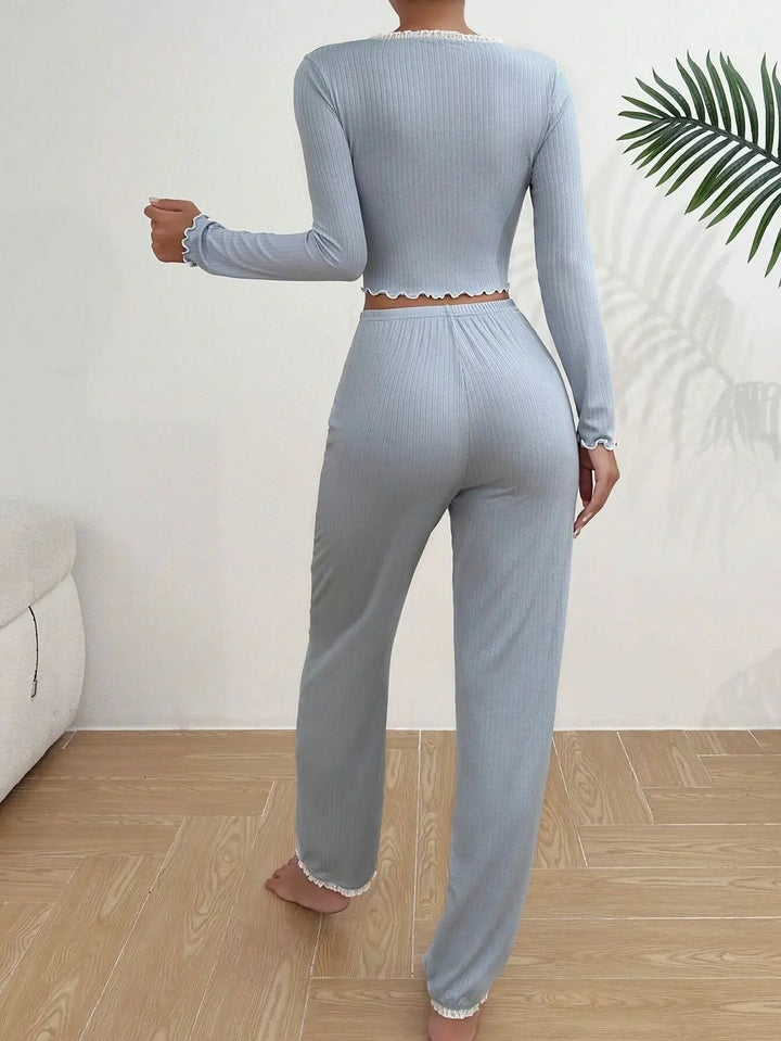 Ensemble de pyjama pour femme avec chemise à manches longues